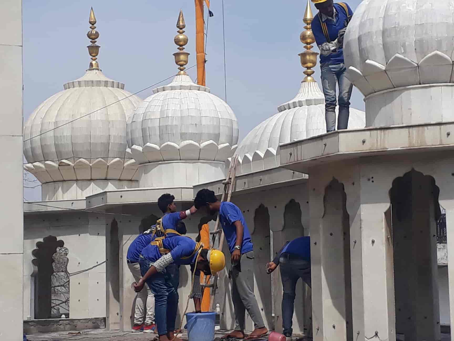 Top Sofa Cleaning Services At Doorstep in Dwarka More, Delhi near me