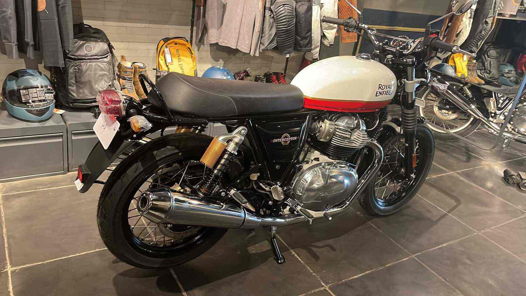 kay tee royal enfield mahipalpur