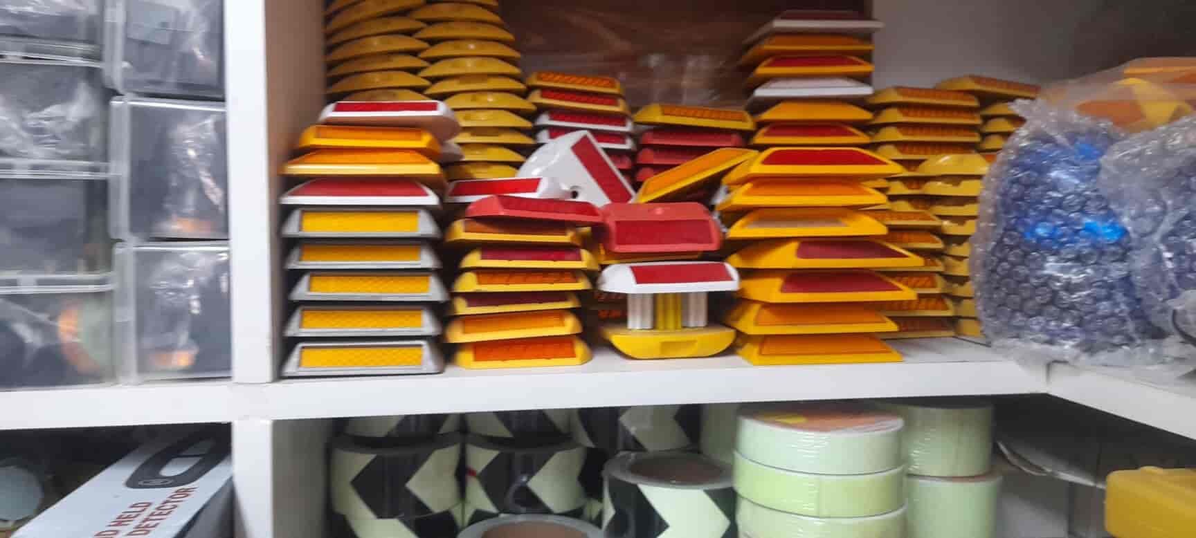 D S Trading Co in Chawri Bazar,Delhi Best Safety Equipment Dealers in