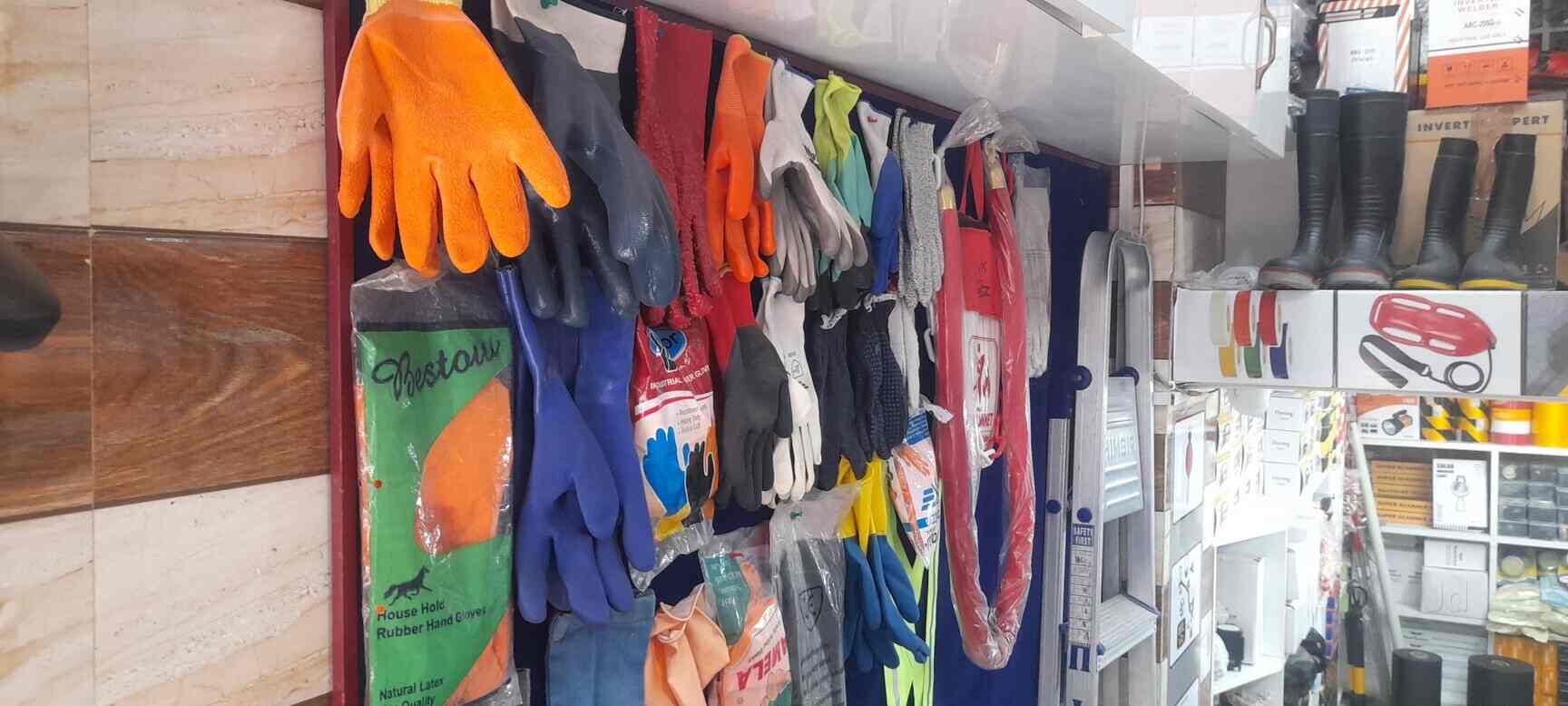 D S Trading Co in Chawri Bazar,Delhi Best Safety Equipment Dealers in