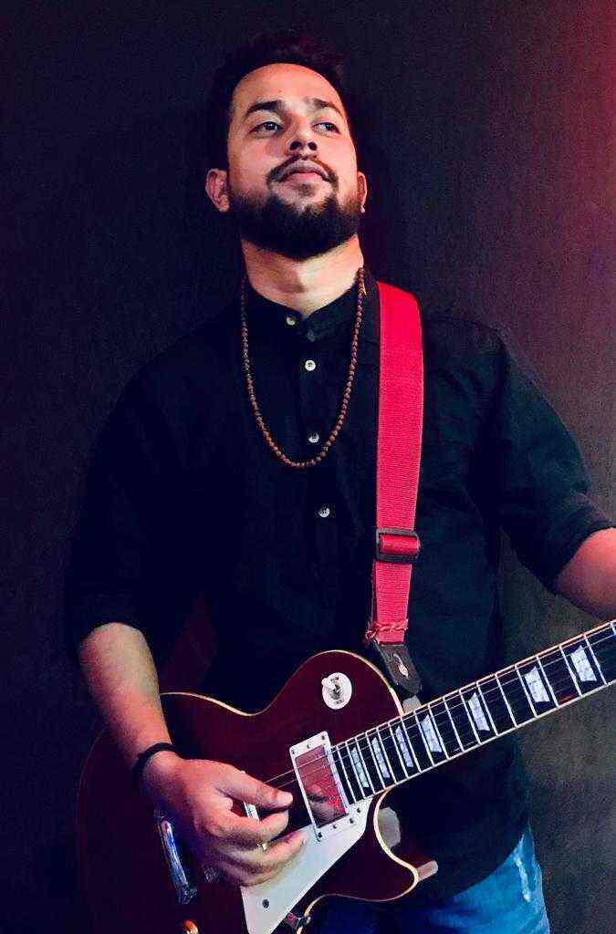 The Acoustic Guitar Classes in Gurgaon Sector 22,Delhi Best Music