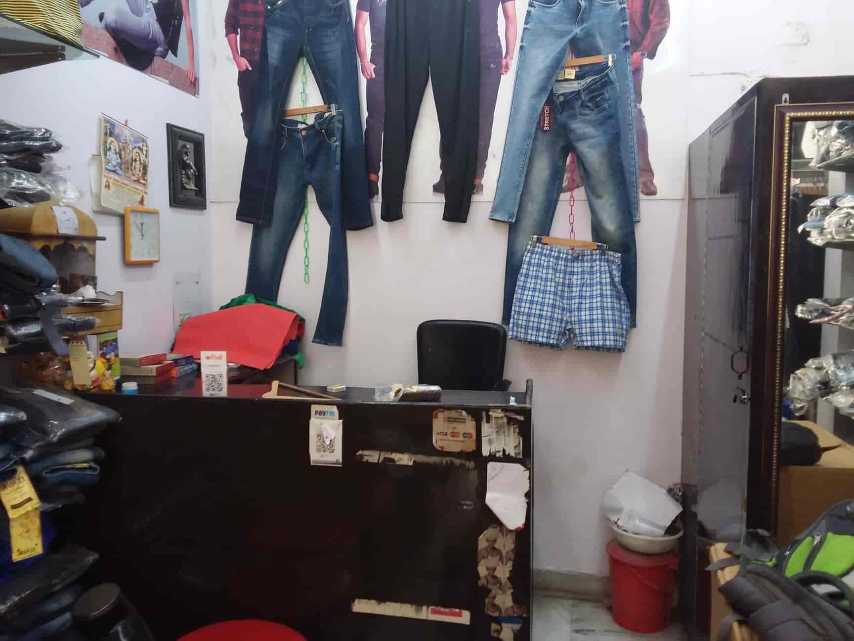 Maha Maya Surplus Store in Pandav Nagar,Delhi Best Baby Readymade