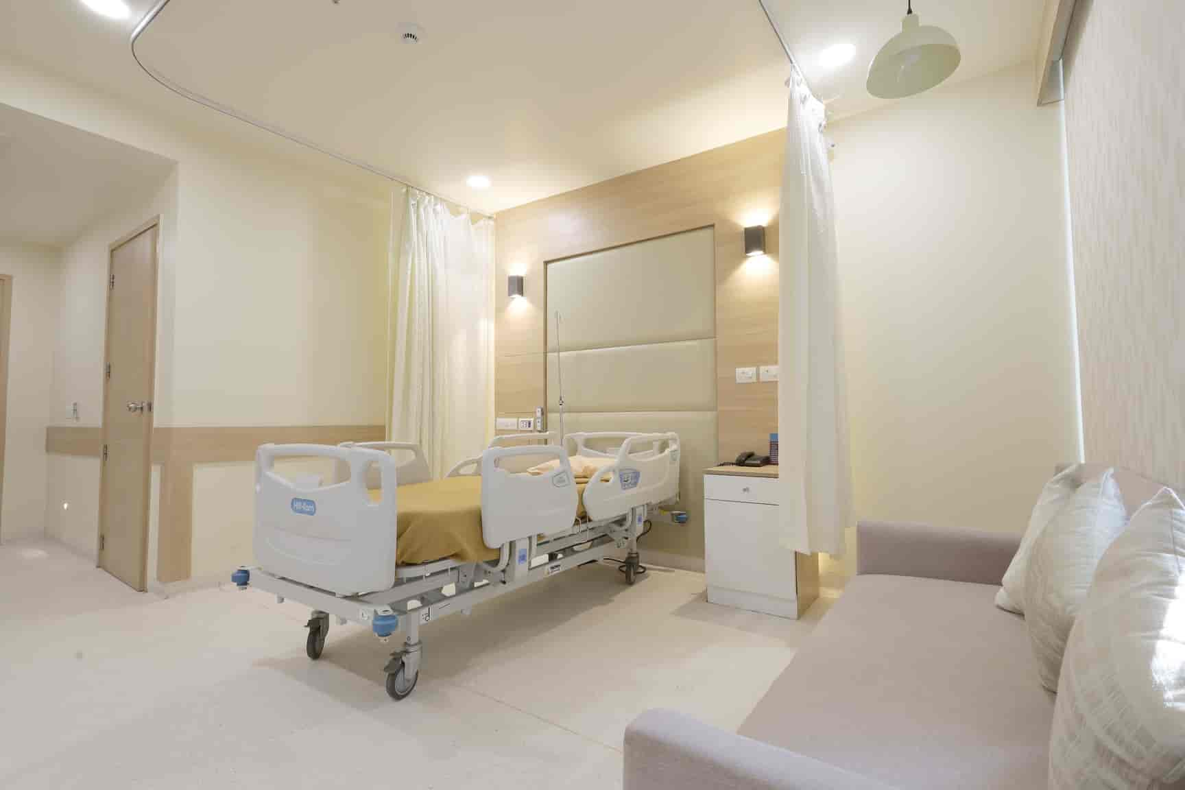 Apollo Cradle & Childrens Hospital in Moti Nagar,Delhi Book