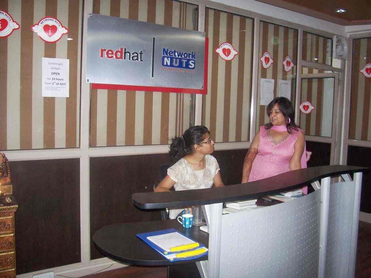 Network Nuts in Kotla Mubarakpur,Delhi Best Computer Training