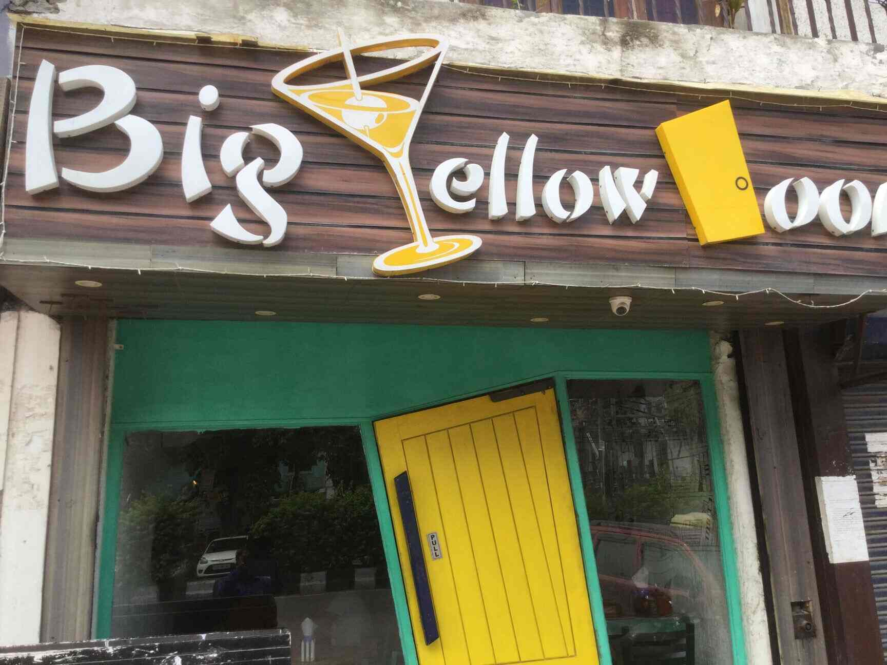 Big Yellow Door in GTB Nagar,Delhi - Order Food Online - Best Fast Food in  Delhi - Justdial