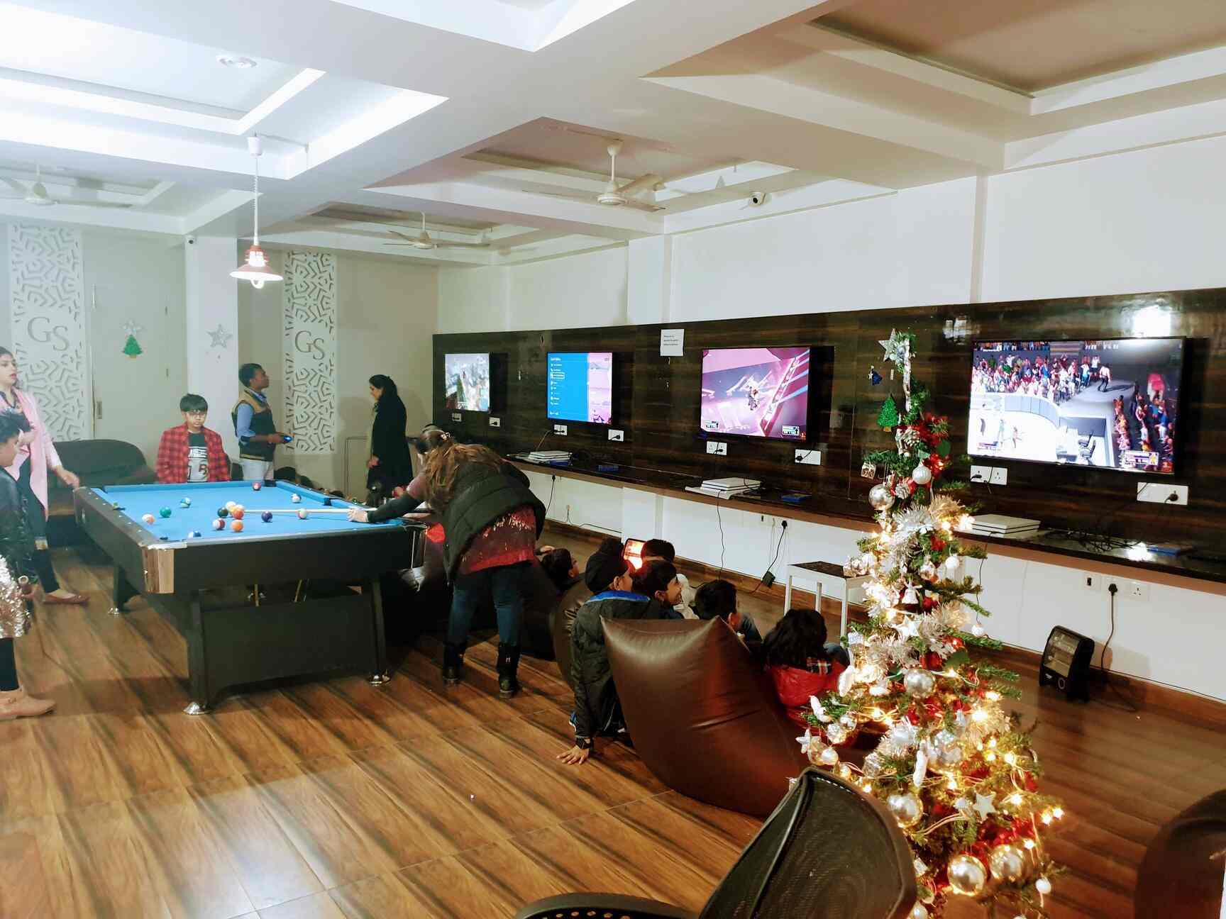 Top Virtual Reality Gaming Centres in Meerut Road Best Vr Gaming Centers Delhi near me Justdial