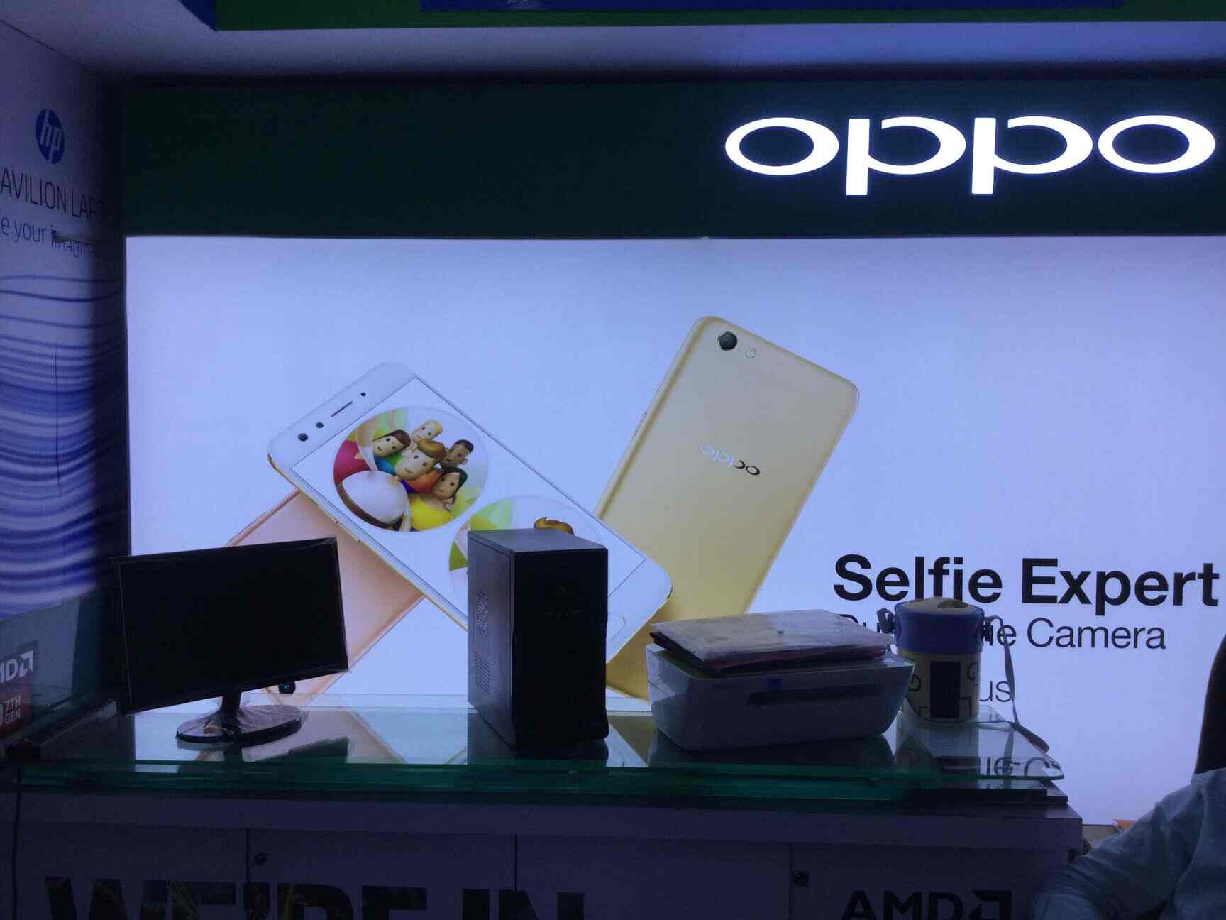 A2z IT Solutions in Laxmi Nagar,Delhi Best Laptop Accessory Dealers