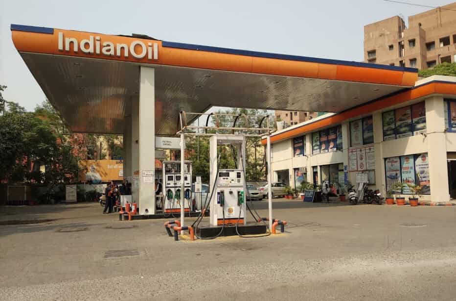 Top Petrol Pumps in Palam Village Best Petrol Filling Stations near