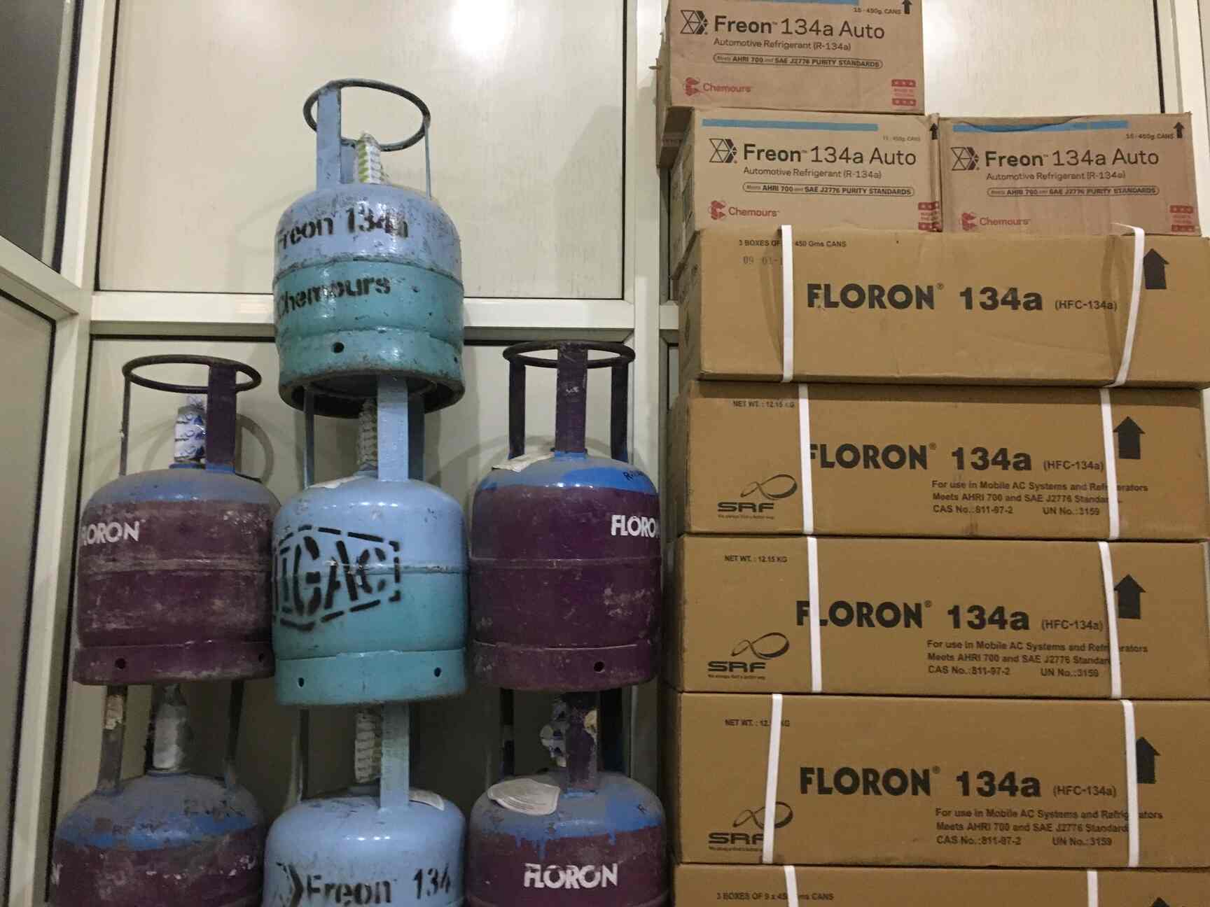 Refrigerant Gas Refrigerant Cylinder Latest Price, R410A Refrigerant