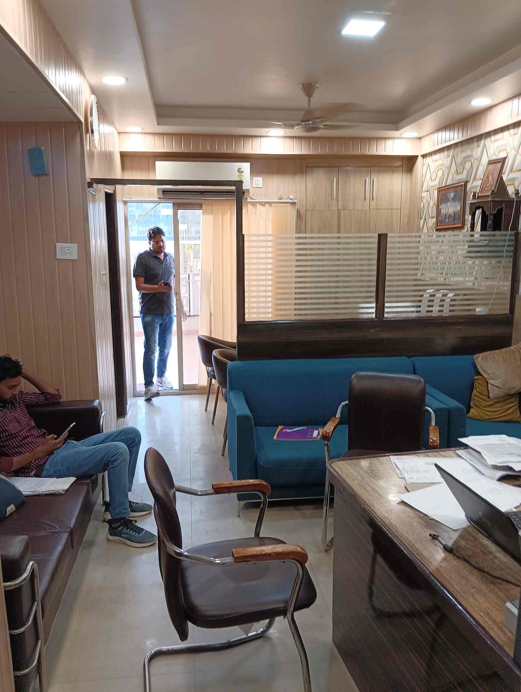 Top Real Estate Agents in Noida Sector 142, Noida Best Estate Brokers