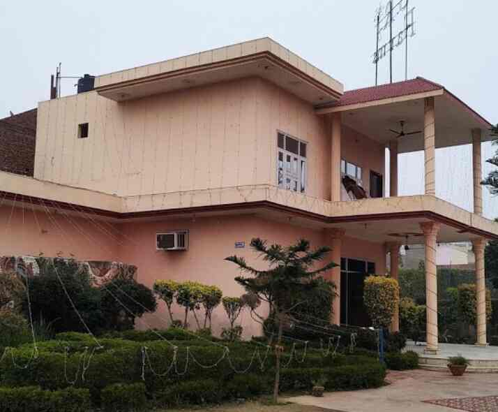 Book G R Farms in Sanjay Nagar Ghaziabad,Delhi Best Farm House On