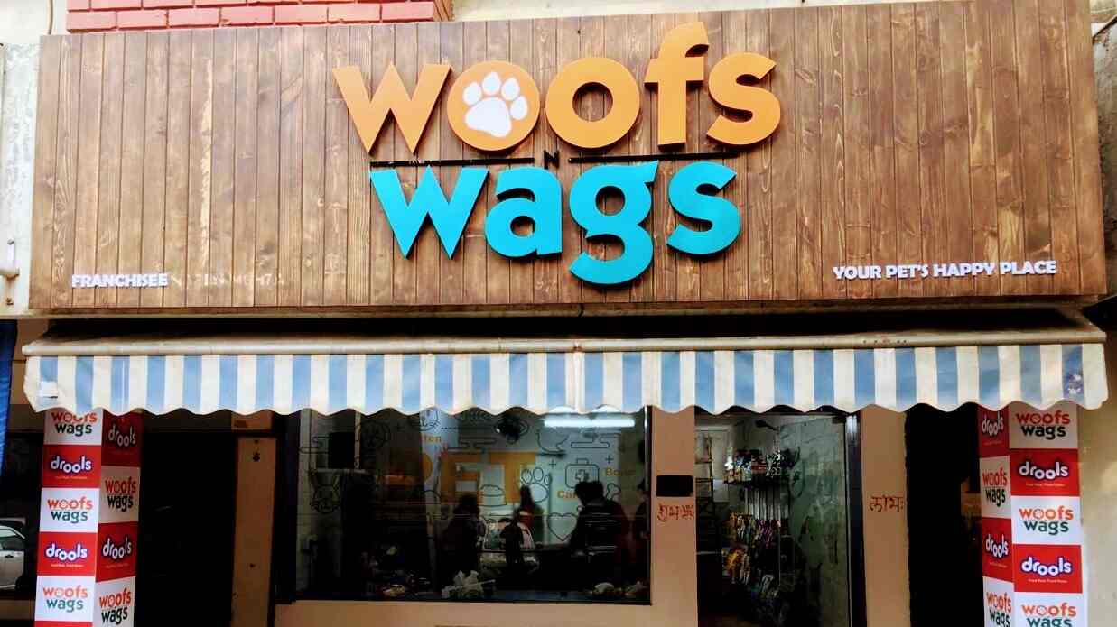 Wags store pet center