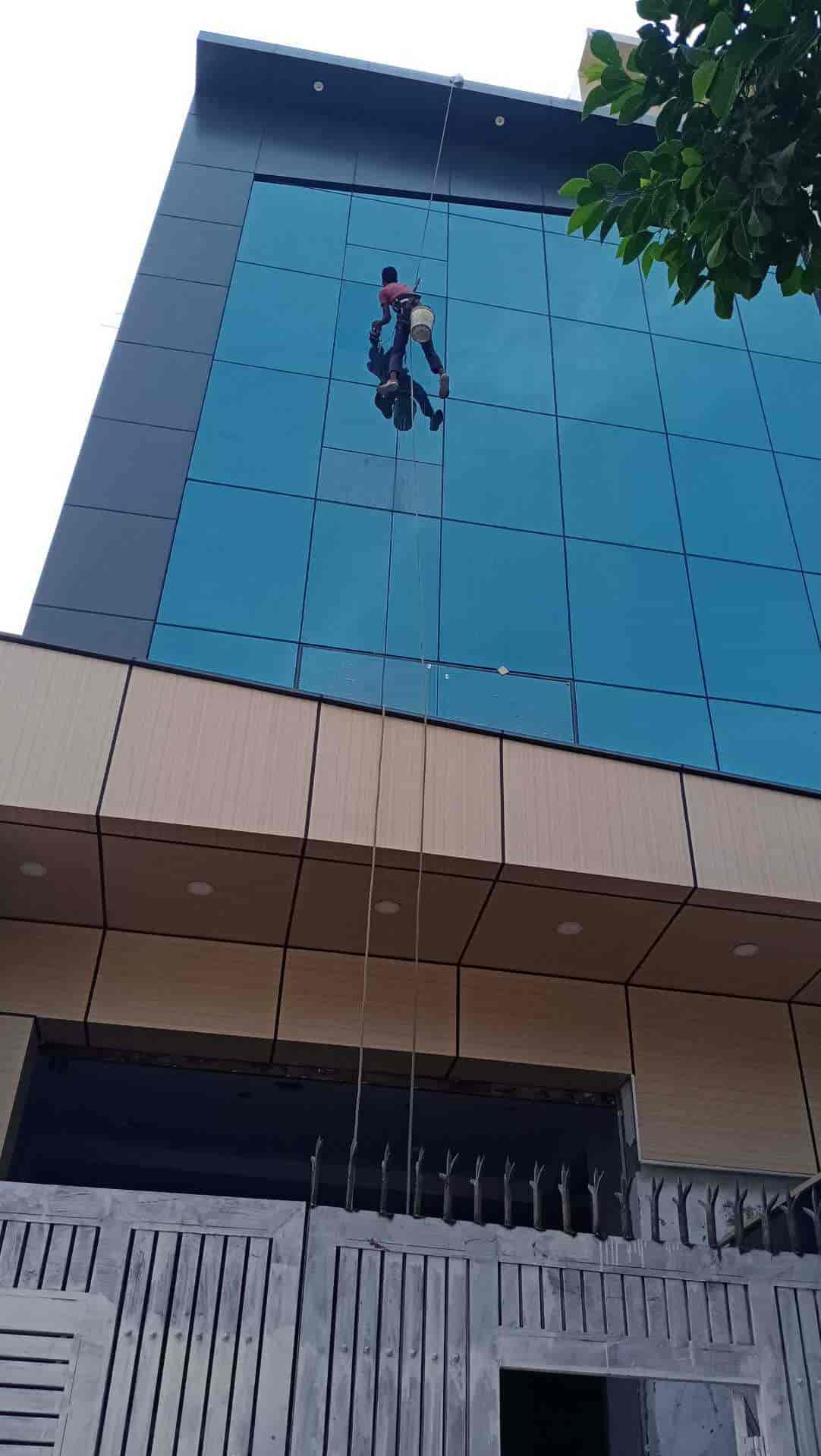 Top Facade Glass Cleaning Services in Noida City Best Facade Cleaning
