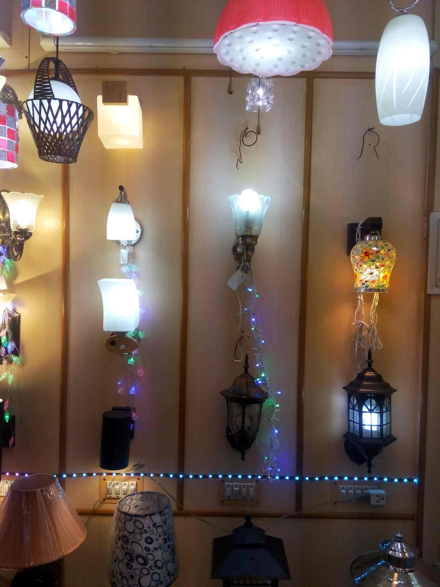 Smart Life in Gyan Khand 4Indirapuram,Delhi Best Tube Light Dealers