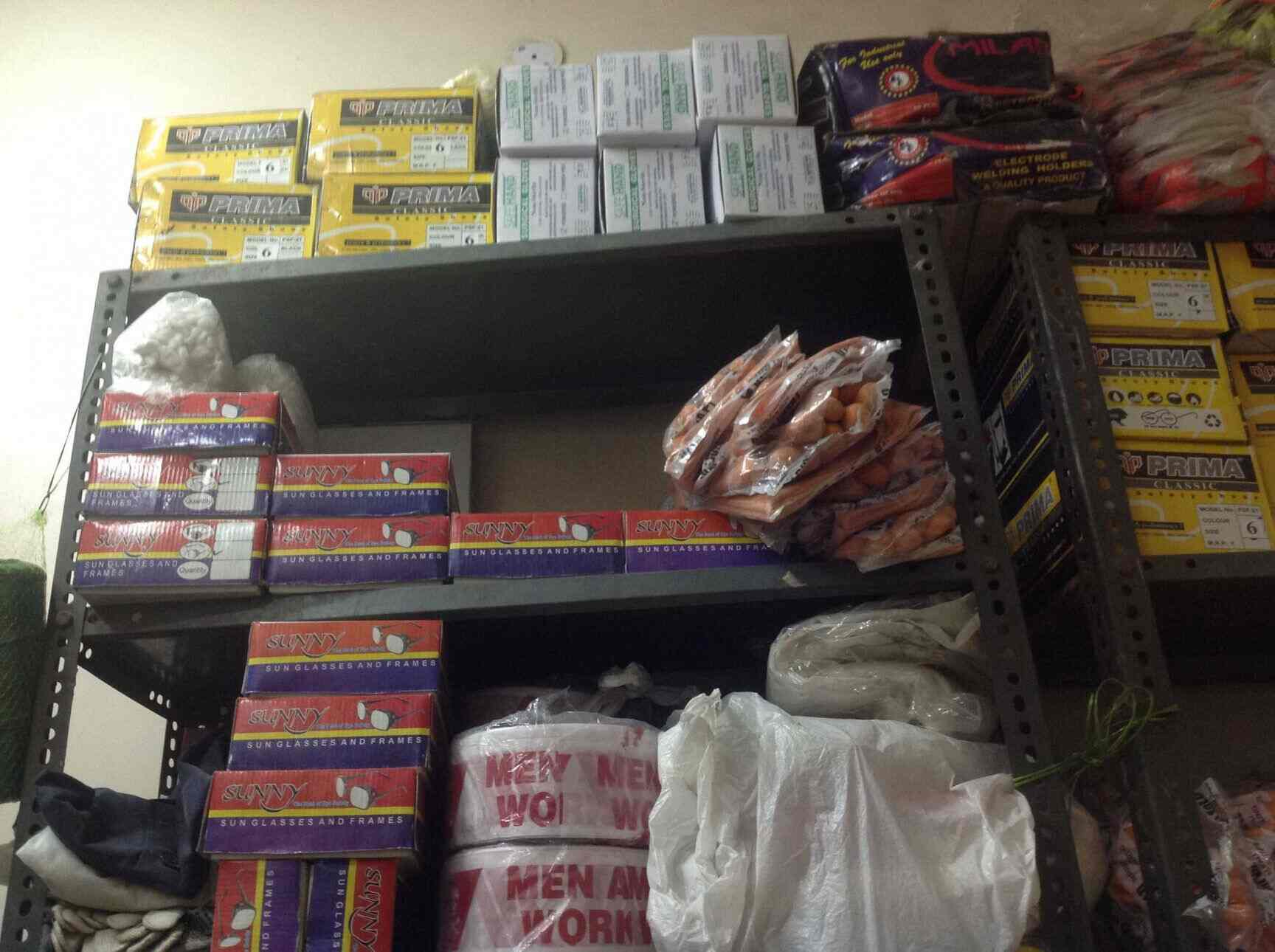 Top Tiger Safety Shoe Dealers in DLF Cyber City Best Tiger Industrial