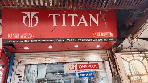 Titan watches showroom in kamla nagar sales
