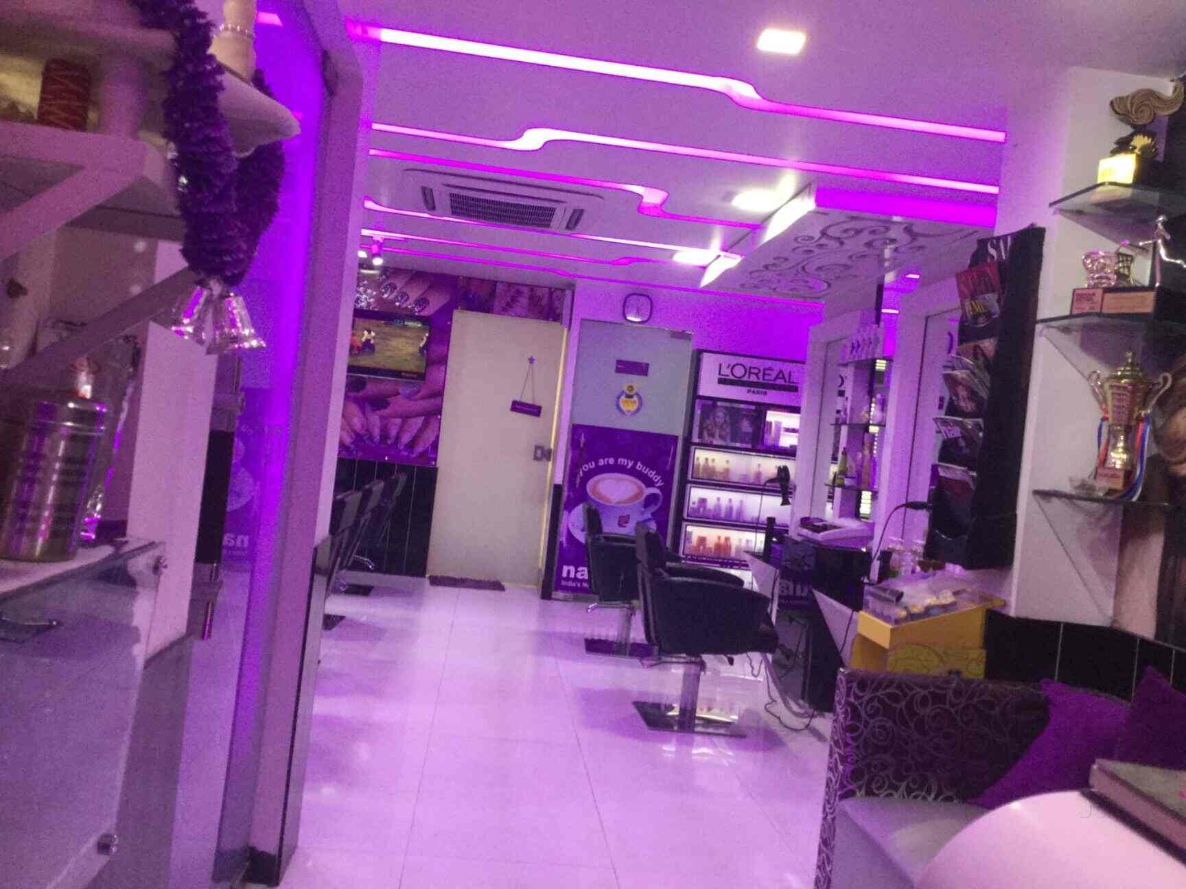 Find list of Naturals Salons in Nehru Place, Delhi near me Justdial