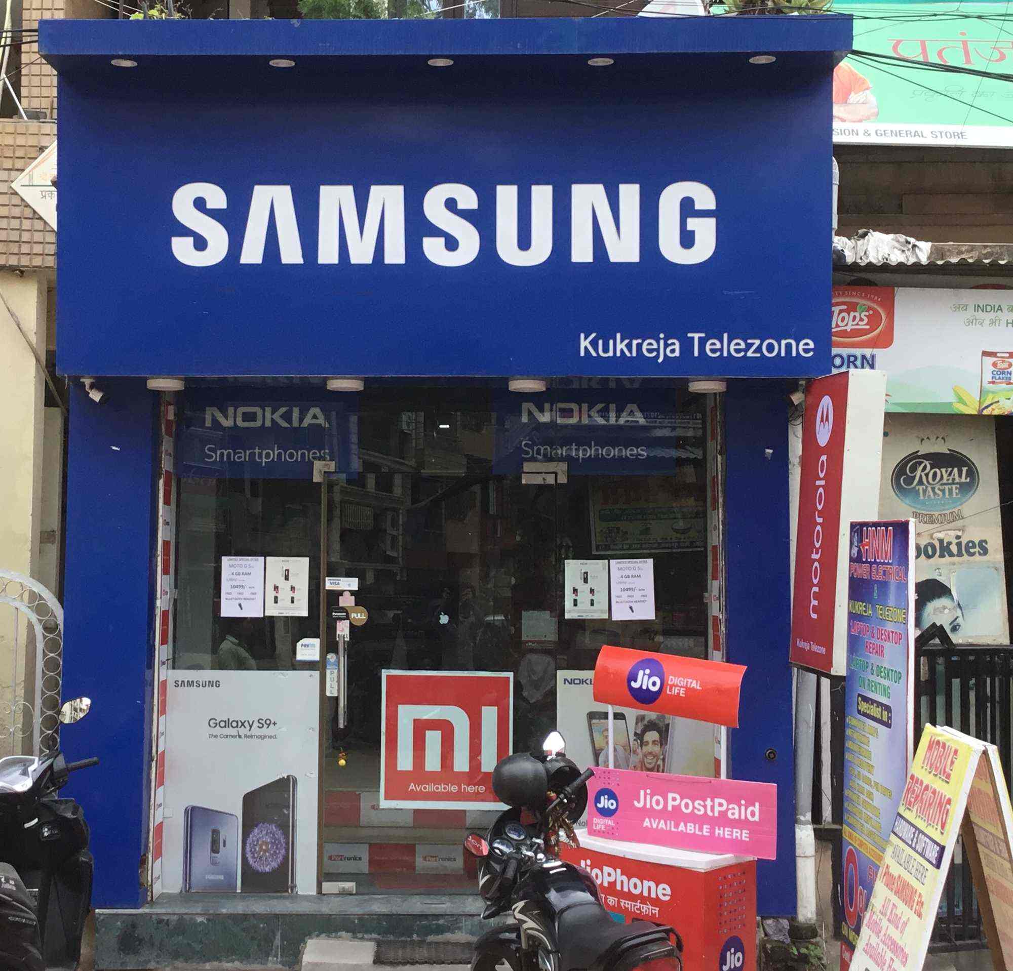 Top Motorola Mobile Phone Dealers in Hauz Khas VillageHauz Khas Best Motorola Mobile Phone