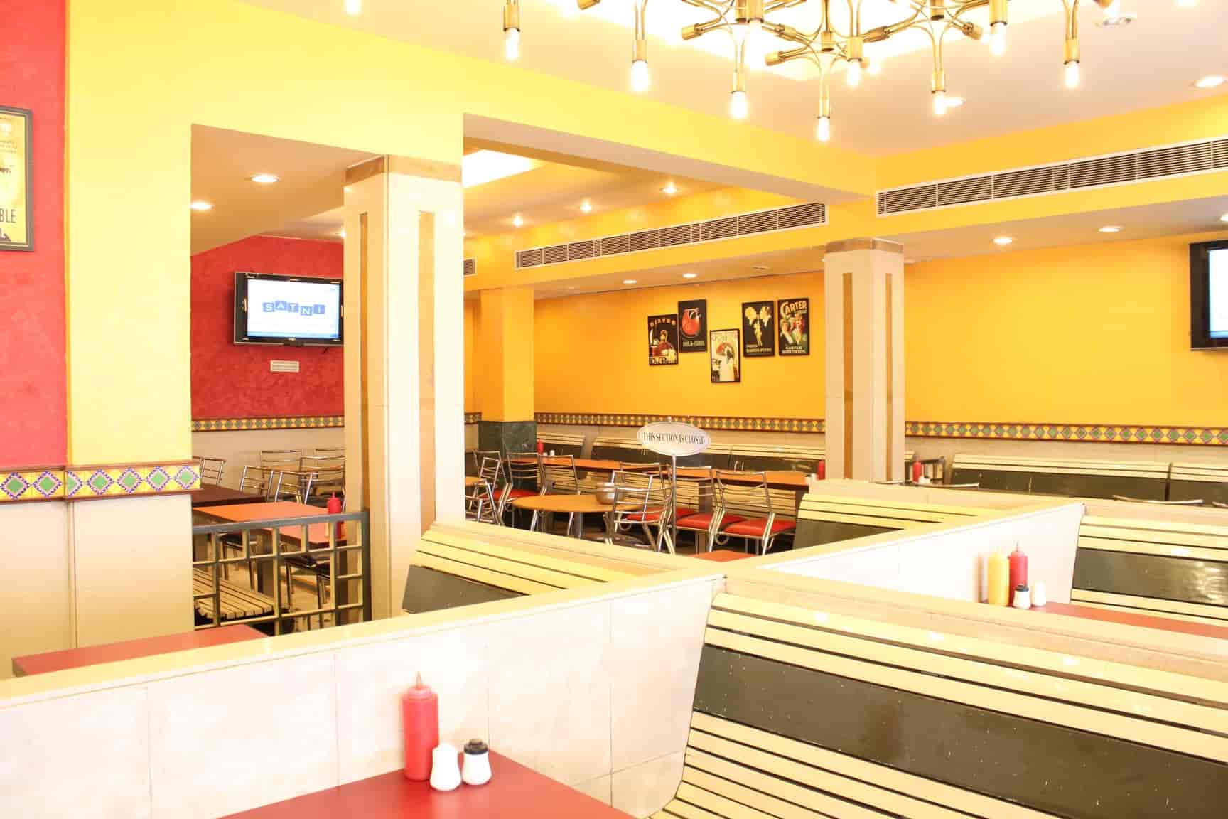 Raffles Restaurant in Karol Bagh,Delhi Best Restaurants in Delhi