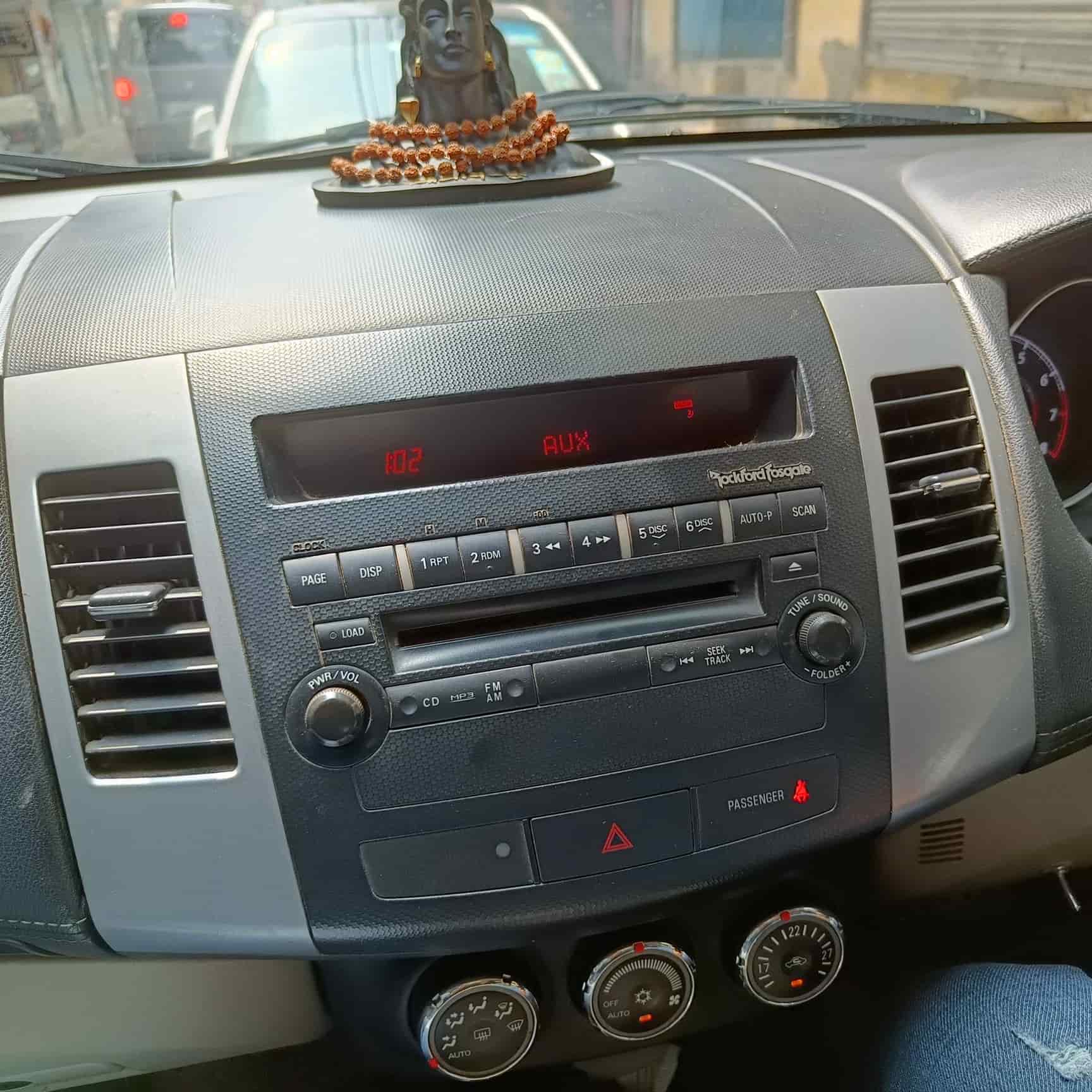 Bhadu Car Stereo Repair in Rajiv Nagar Gurgaon,Delhi Best Samsung