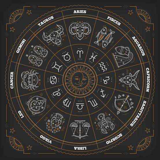 Astrology vs tarot reading