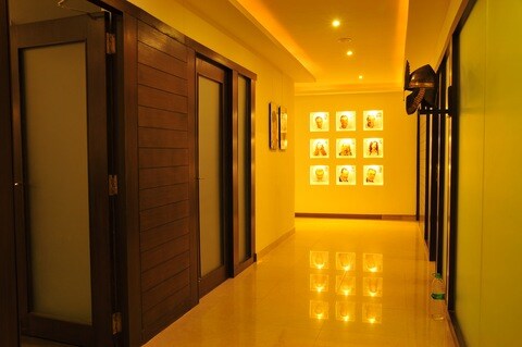 Discover more than 74 advanced hair studio ahmedabad latest - ceg.edu.vn