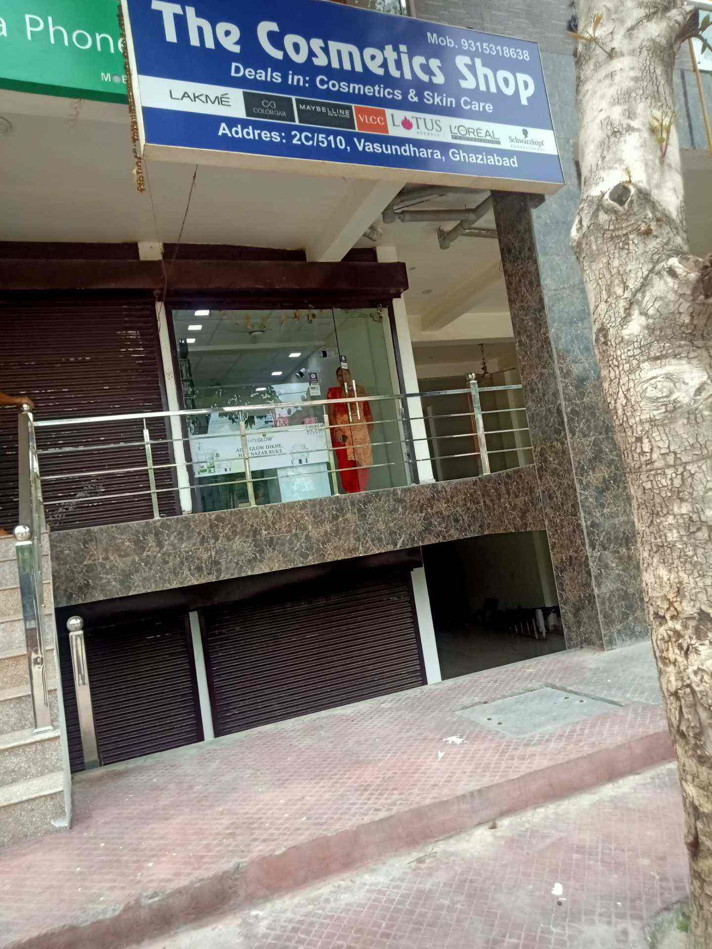 The Cosmetics Shop in Vasundhara Ghaziabad,Delhi Best Cosmetic