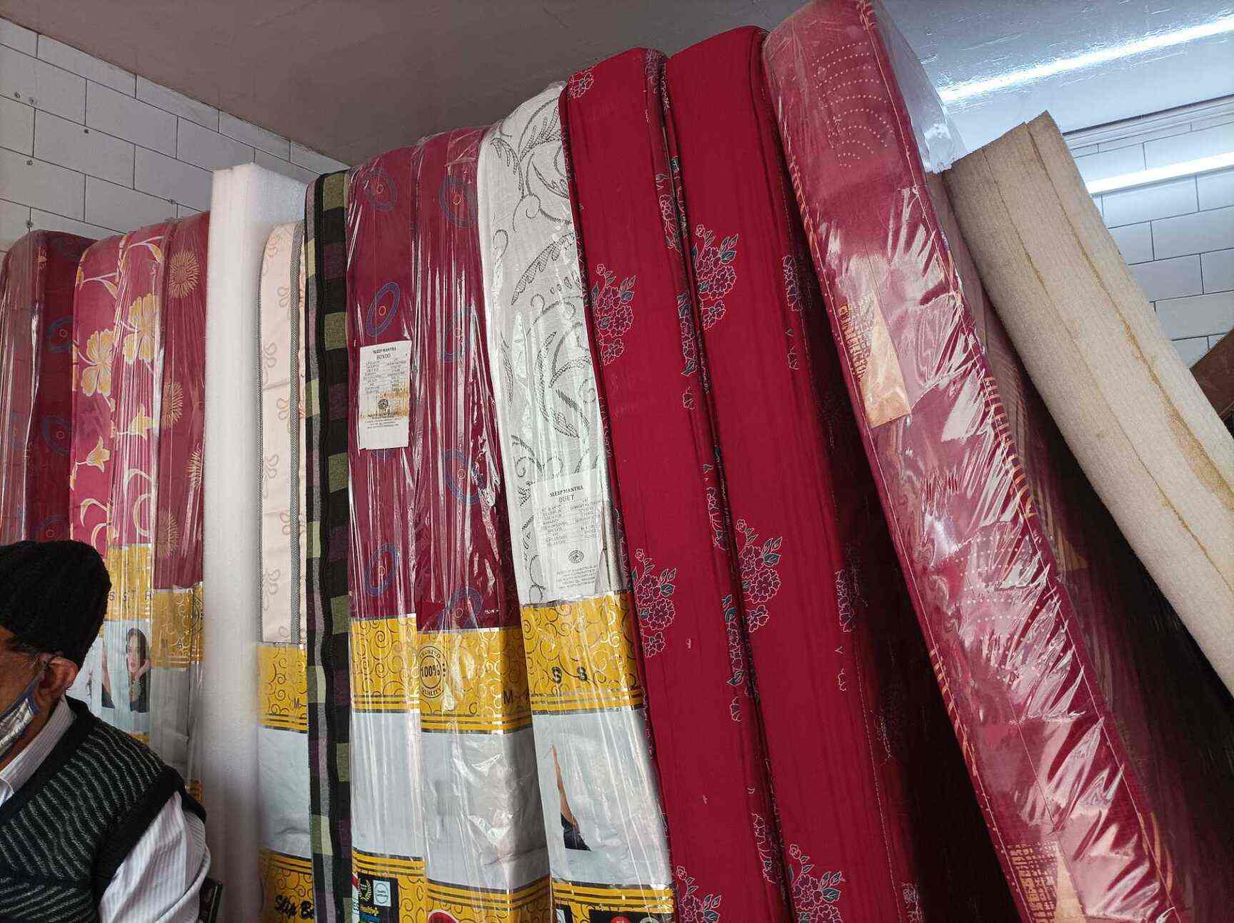 Top Sofa Foam Dealers in Tank Road Karol Bagh, Delhi near me Justdial