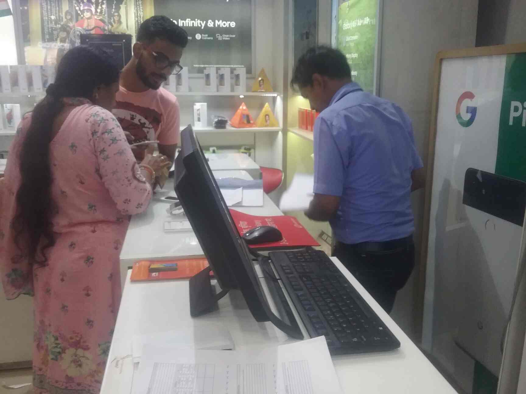 Top Boat Head Phone Dealers in Noida Sector 18 Best Boat Head Phone Dealers Delhi near me