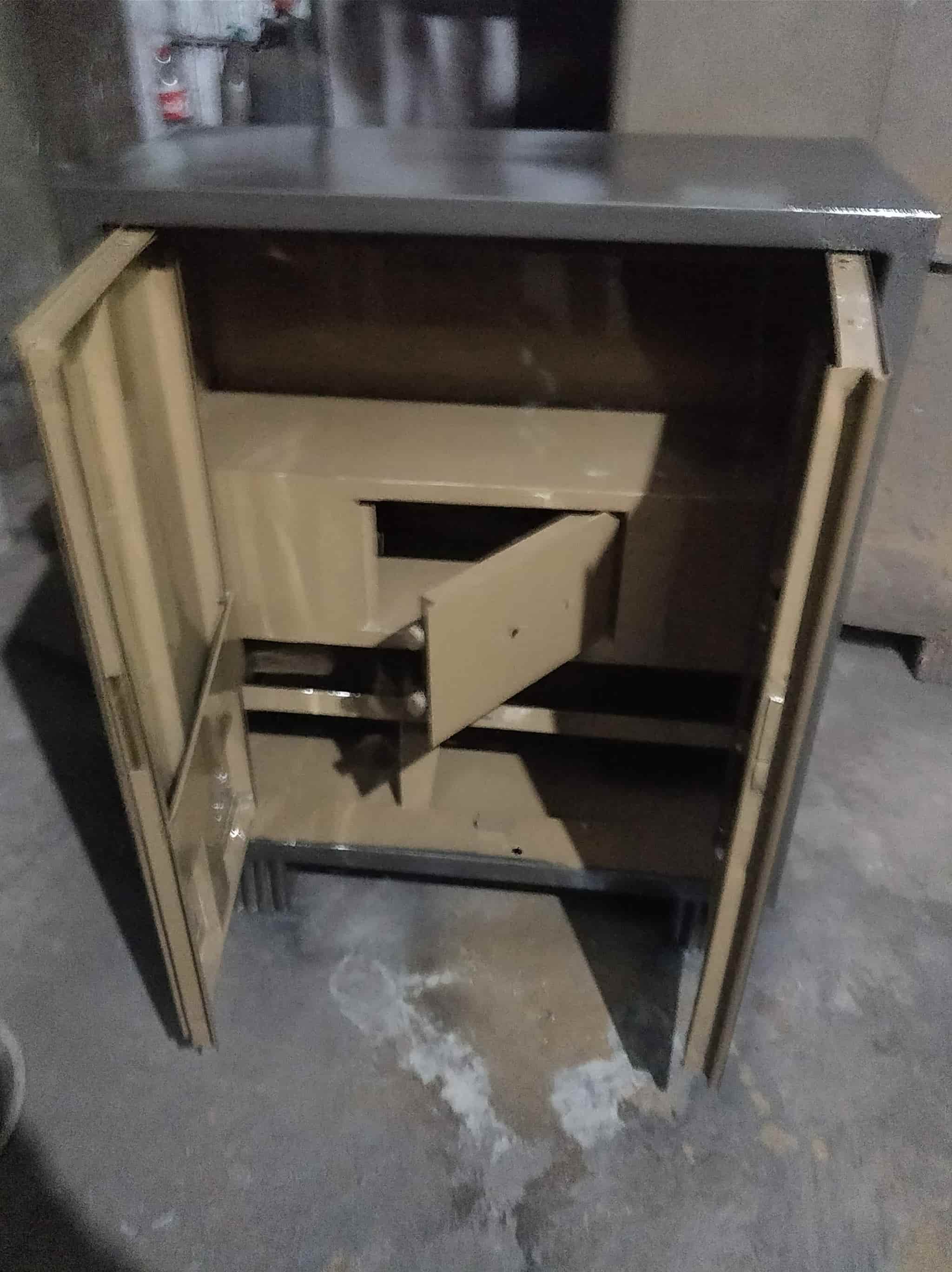 Kishan Lal & Sons in Chandni Chowk,Delhi Best Fire Proof Safe Dealers