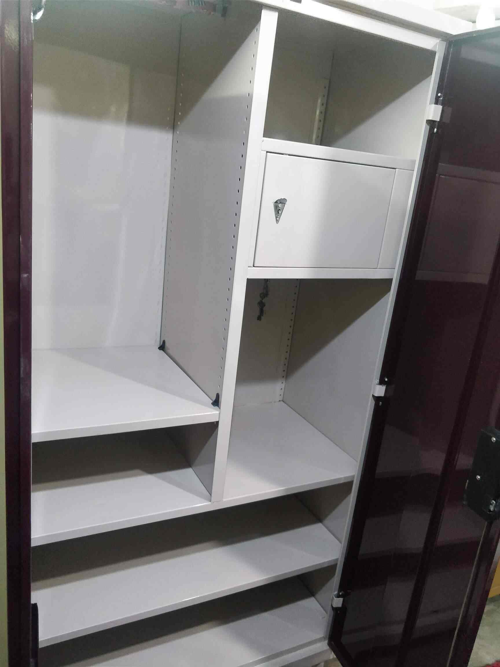 Kishan Lal & Sons in Chandni Chowk,Delhi Best Fire Proof Safe Dealers