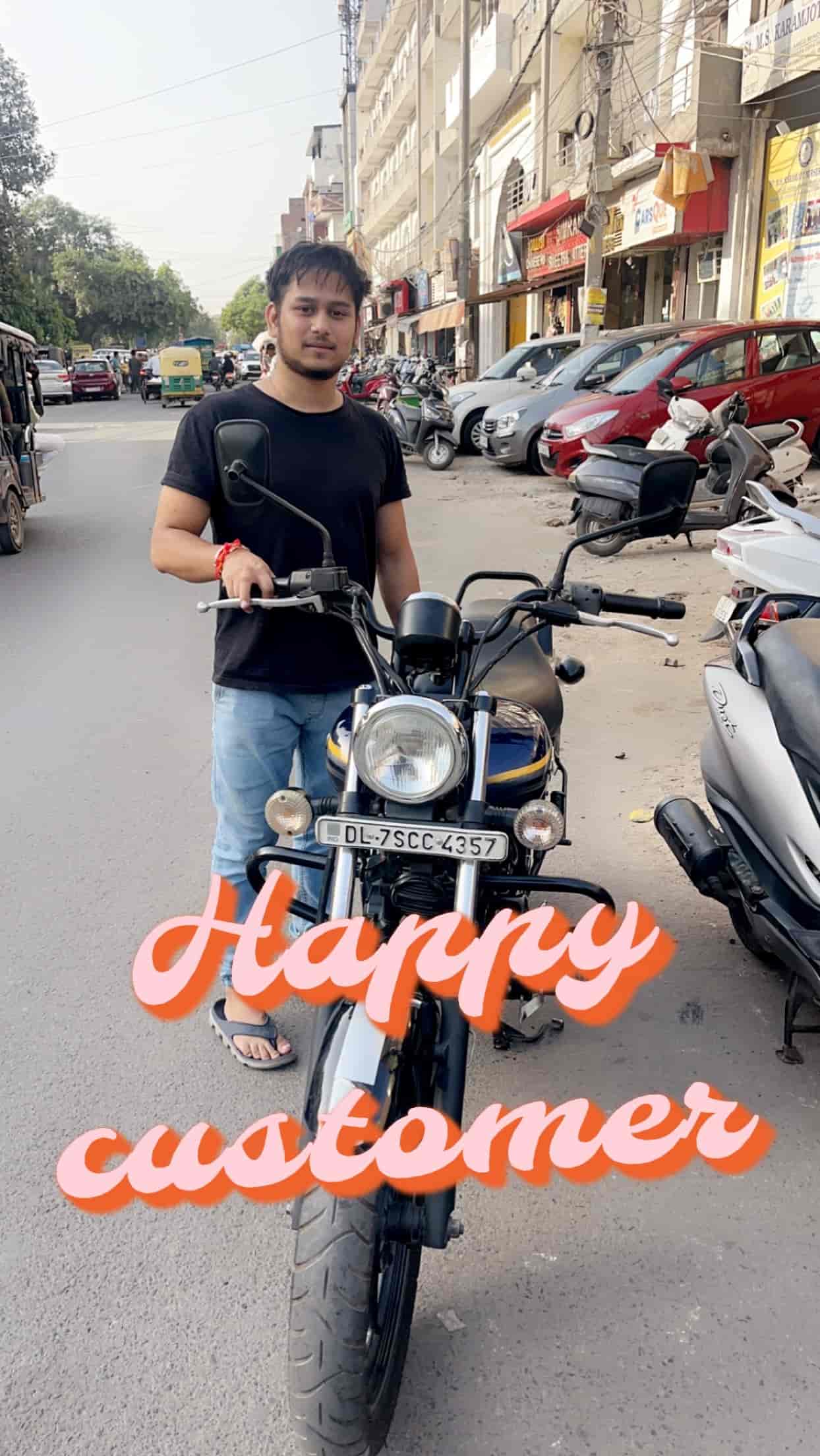 Top Bajaj Second Hand Scooter Dealers in Delhi Best Bajaj Second Hand