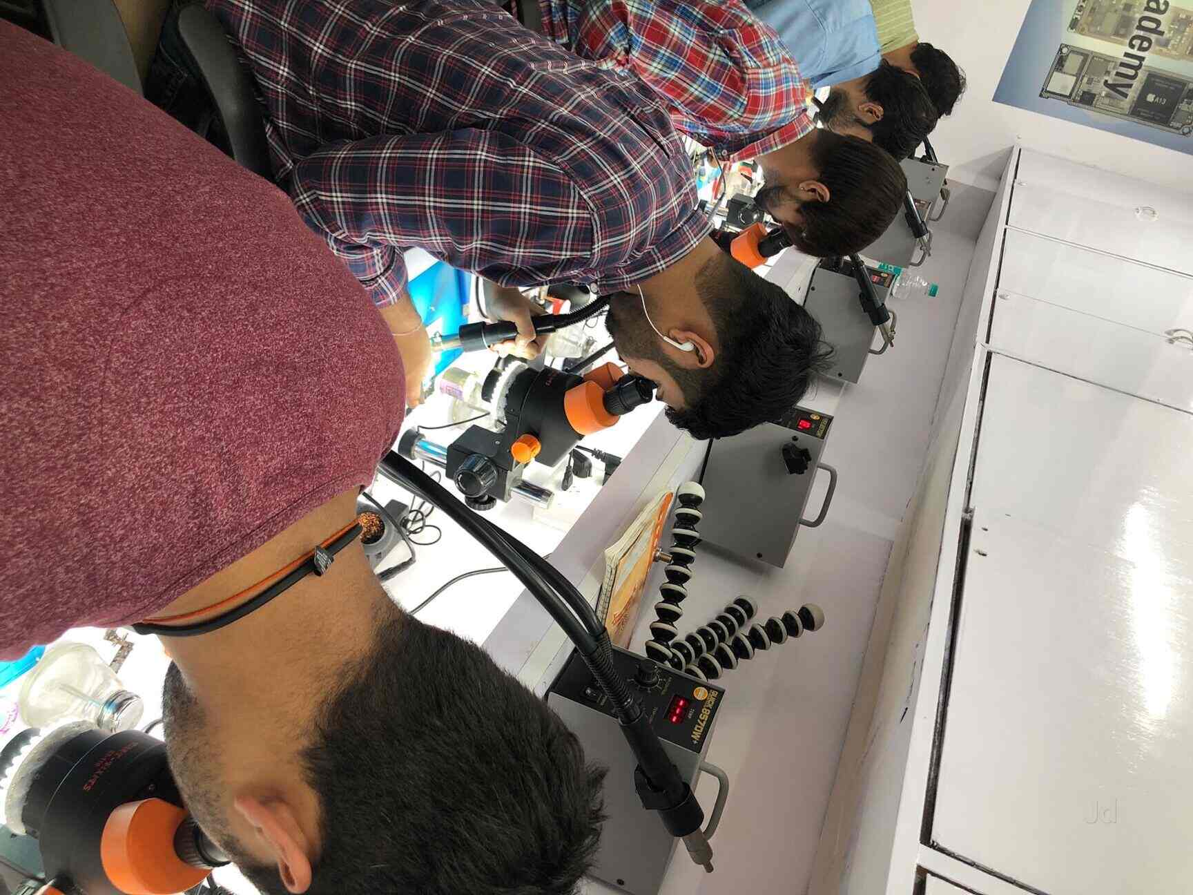 Delhi Mobile Repair & Services, Nehru Place Mobile Phone Repair