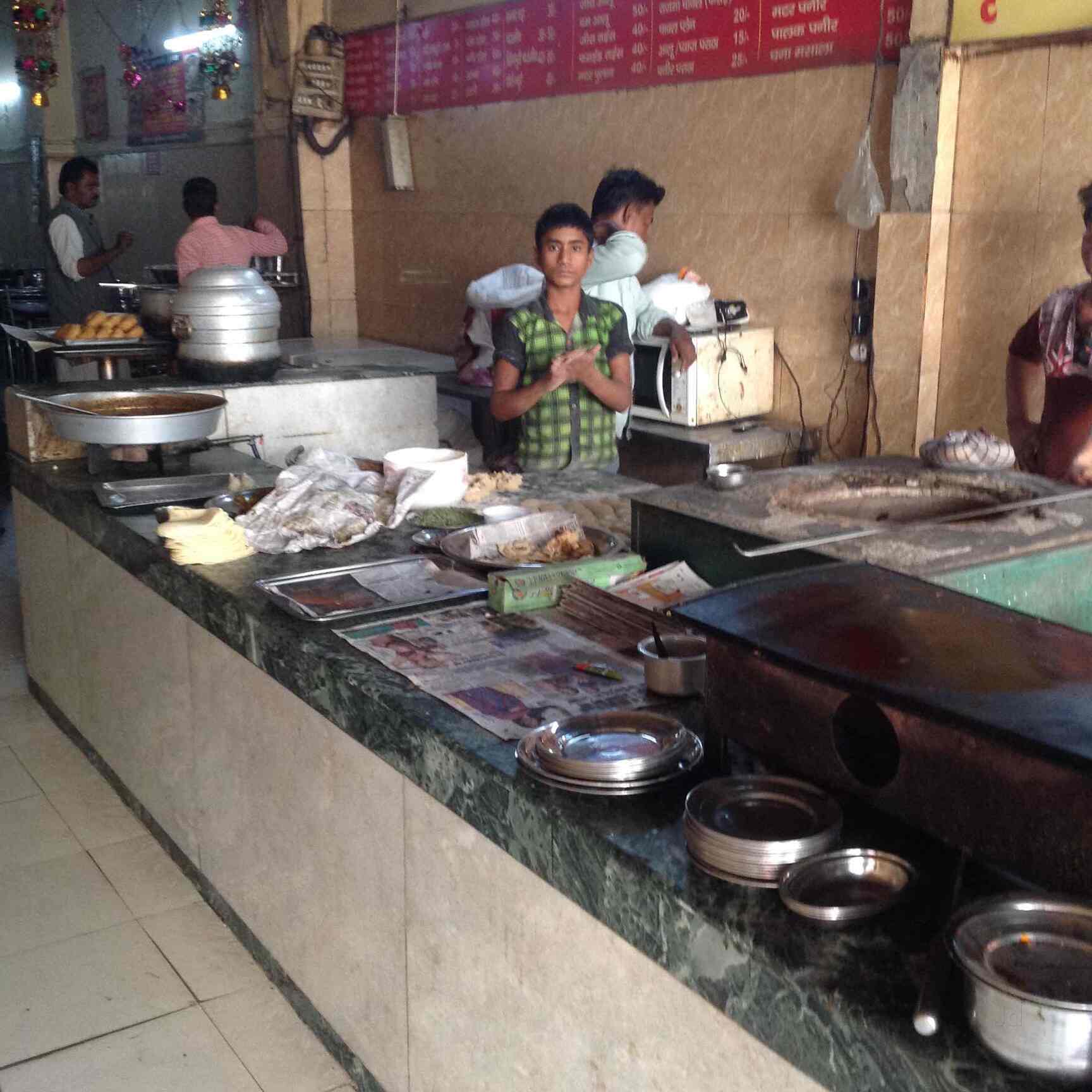 Shri Krishna Dhaba in Darya Ganj,Delhi Best Dhaba Restaurants in