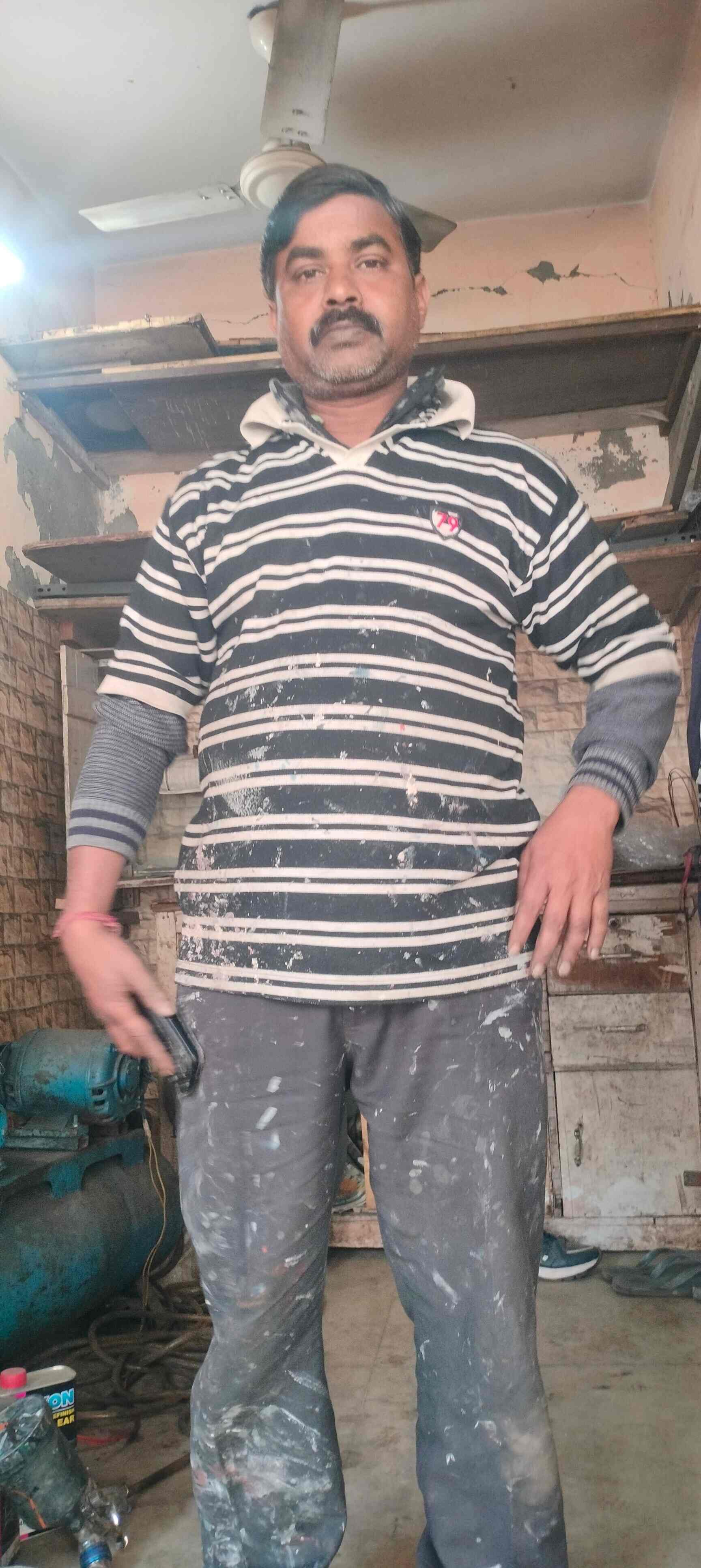 Ravi Singh Two Wheeler Denting And Painting in Dakshinpuri,Delhi Best