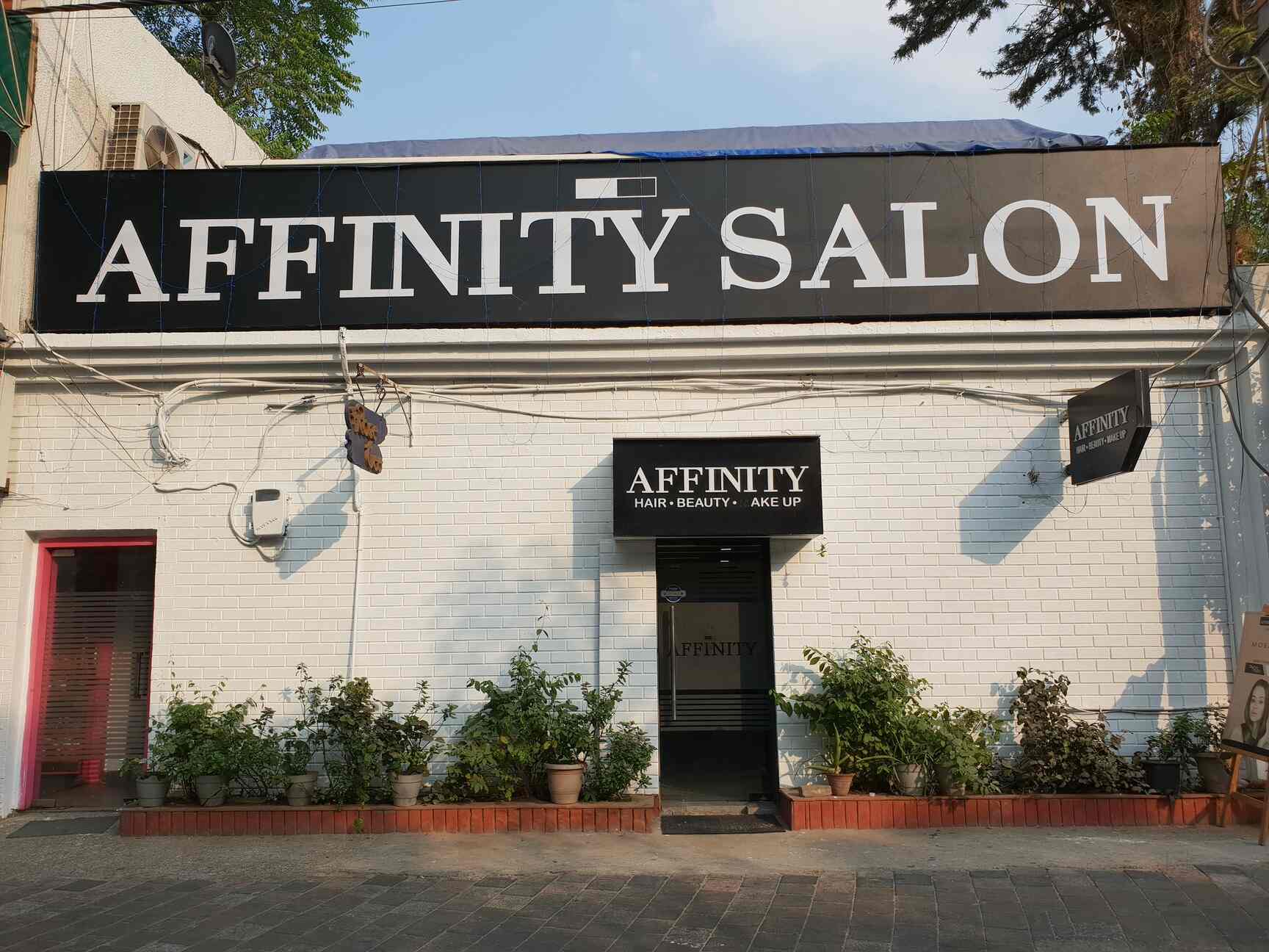 Top Affinity Salons in Vasant Kunj Sector A, Delhi near me Justdial