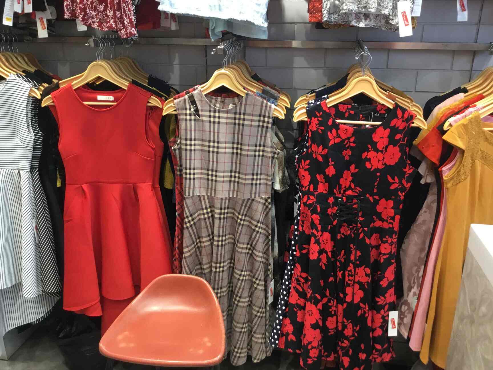 Crush Female Dezine Wear in Rajouri Garden,Delhi Best Women Readymade