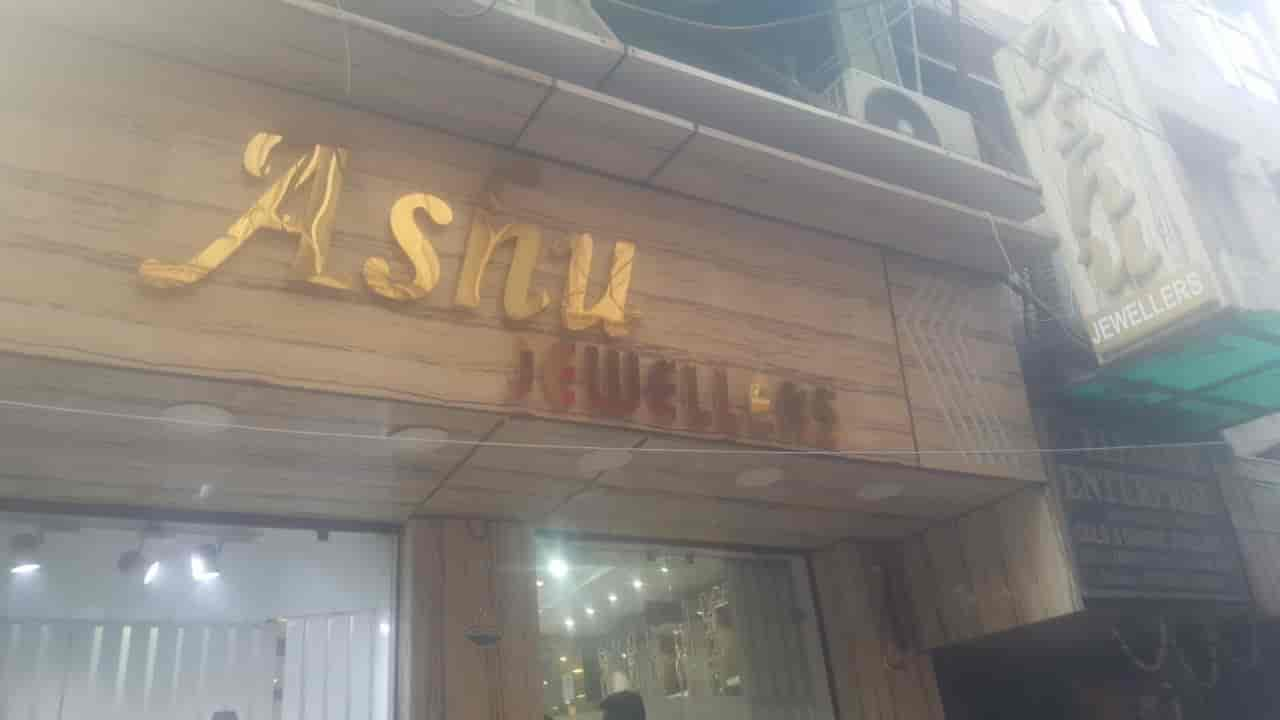 Tanishq showroom in karol on sale bagh