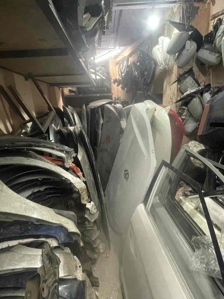 Hindustan Car Body Part in Chandni Chowk,Delhi Best Leather Car Seat