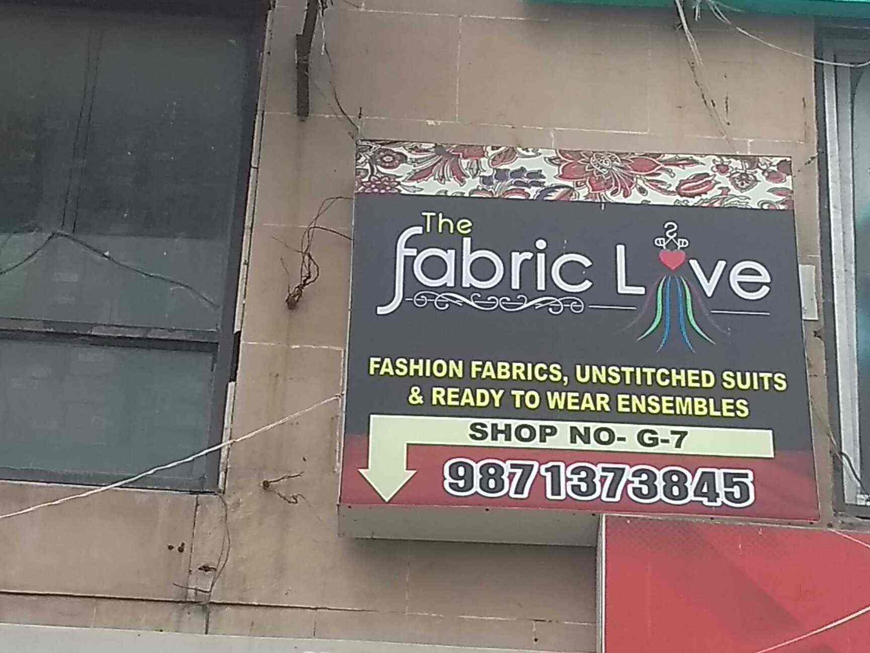 caratlane dwarka sector 12