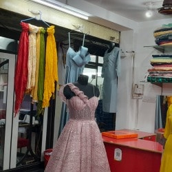 Top Western Dress On Rent in Guwahati Best Western Dress On Rent