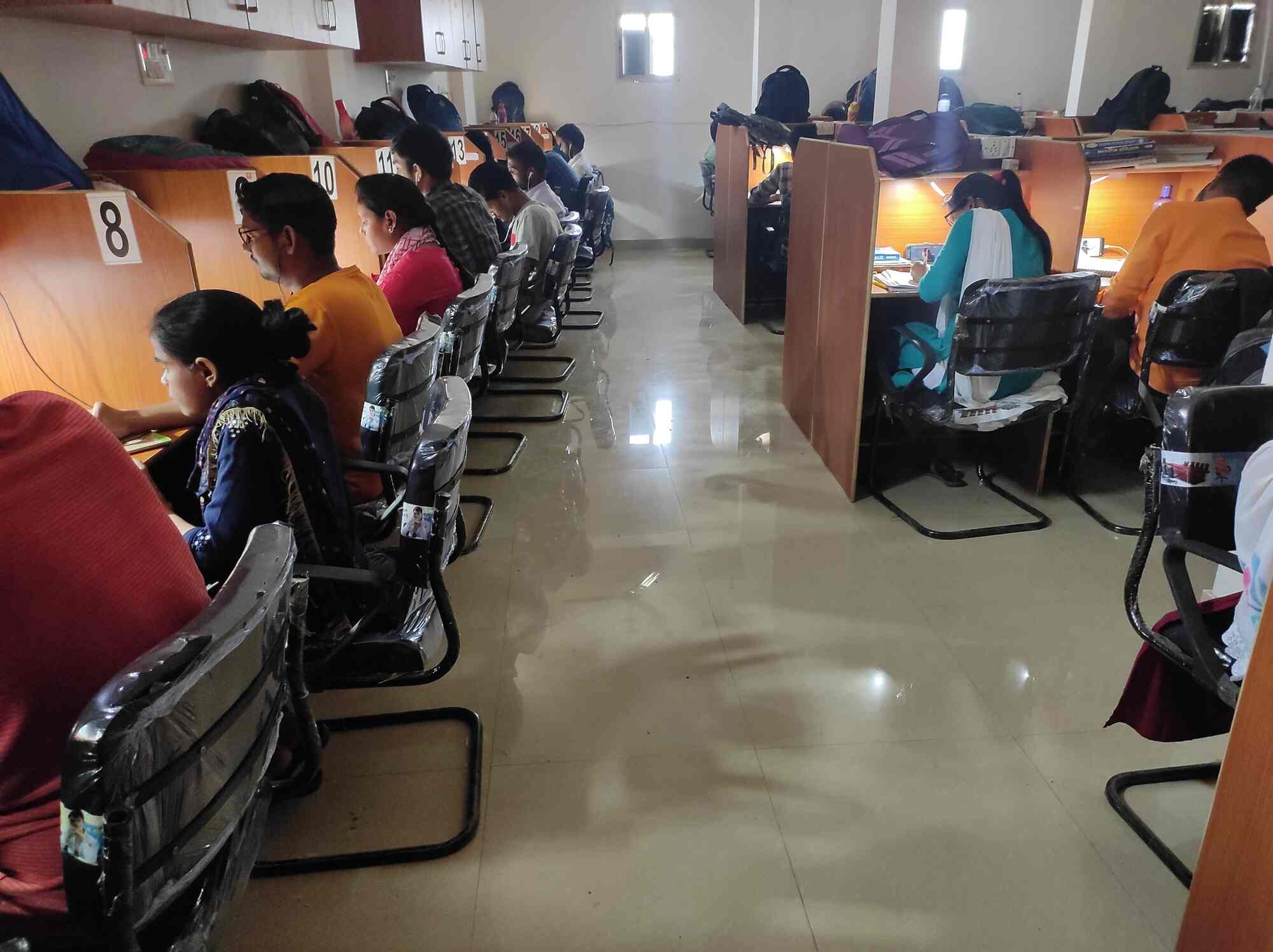 Deoria Student Library 4