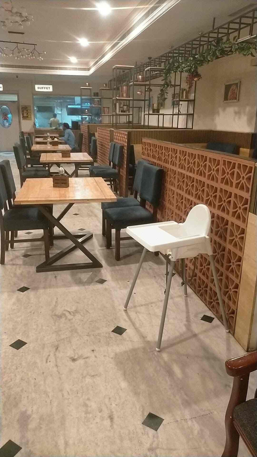 Home KitchenMulti Cuisine Restaurant in Nethaji Bypass,Dharmapuri