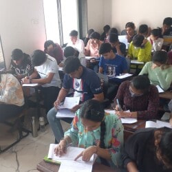 Top 10th Class Tutorials in Dhule Devpur - Best Coaching Classes ...