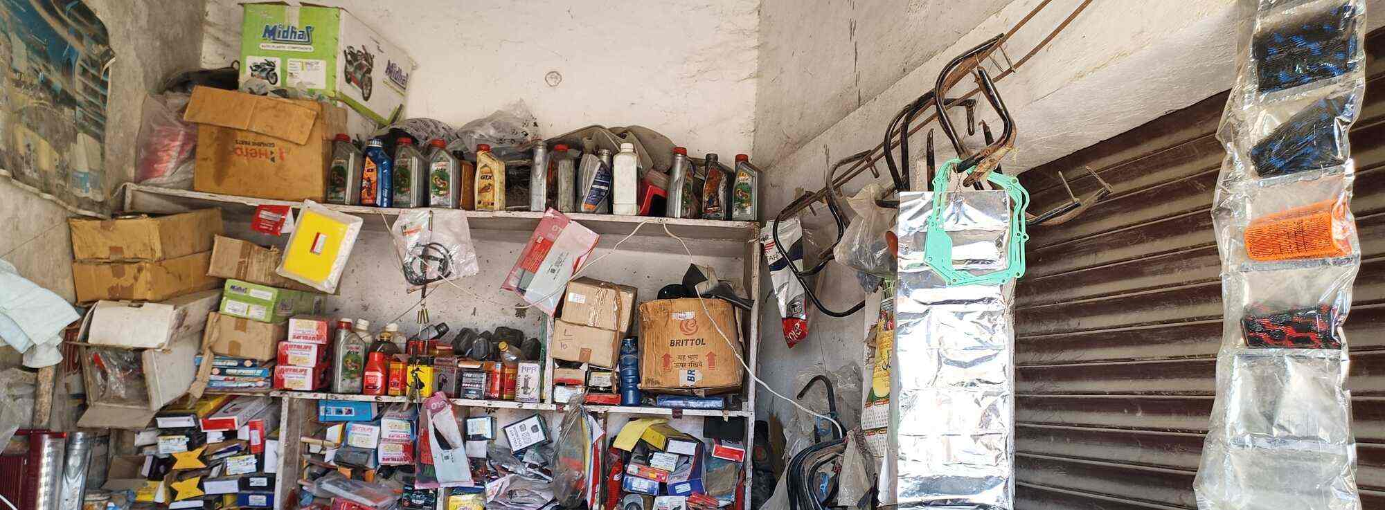 Mushtaq Auto Garrage in Sirni Bazar,East Champaran Best Car Repair