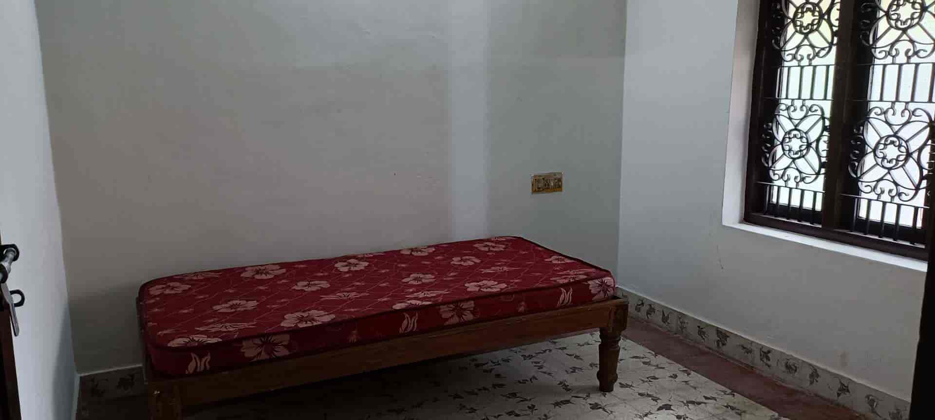 Top Paying Guest in Amballur,Ernakulam Best Boys