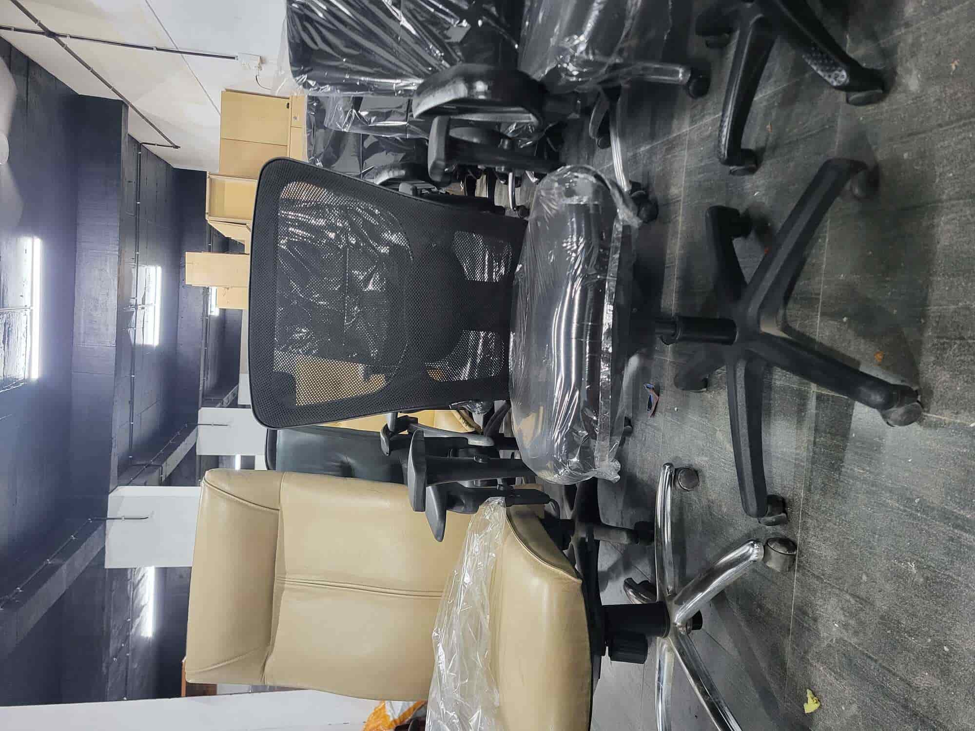 Top Furniture Dealers in Manjapra, Ernakulam Best Furniture Showrooms