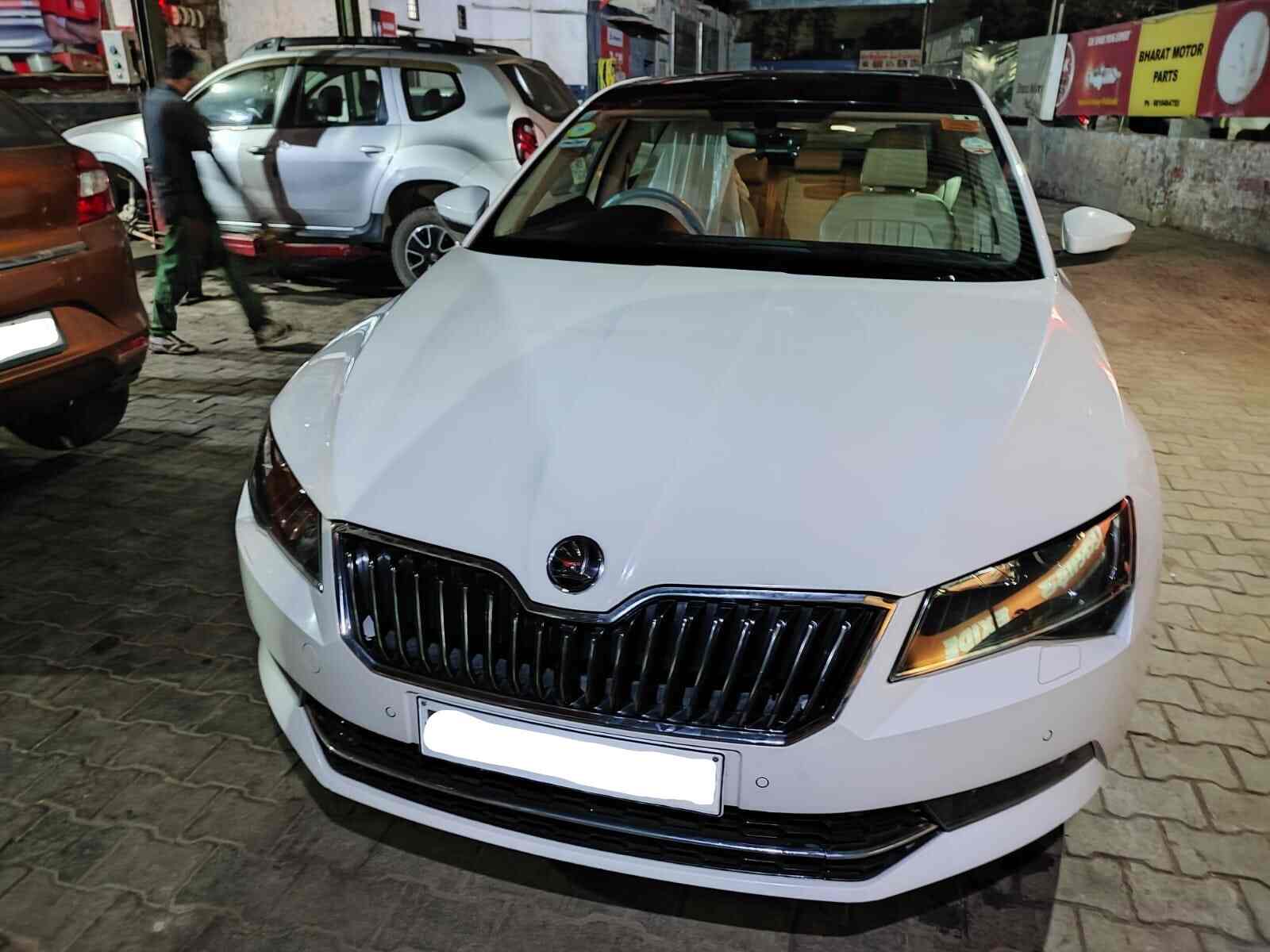 Tyre Puncturing in Vyttila,Ernakulam Best Car Repair & Services in