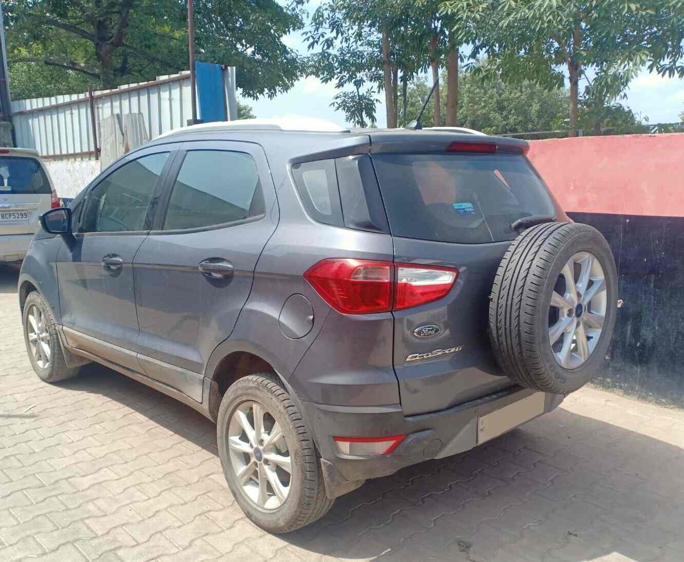 Tyre Puncturing in Vyttila,Ernakulam Best Car Repair & Services in