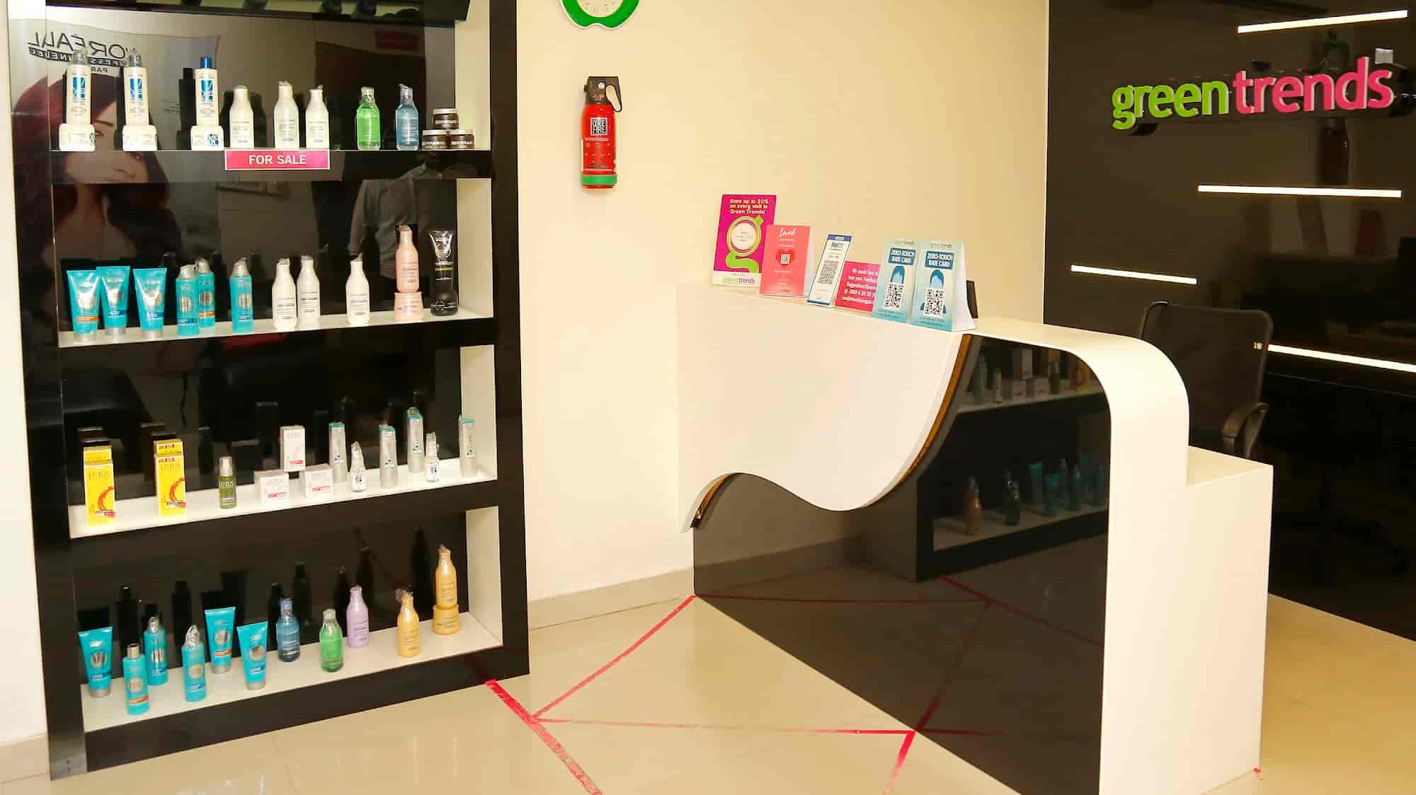 Top Beauty Parlours For Waxing in Poonithura,Ernakulam Best Ladies